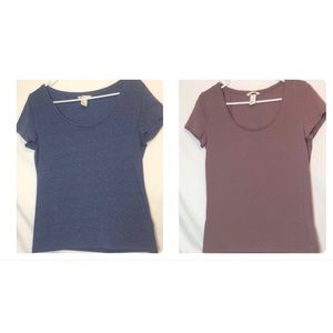 🌼Two H&M Basic Tee Bundle